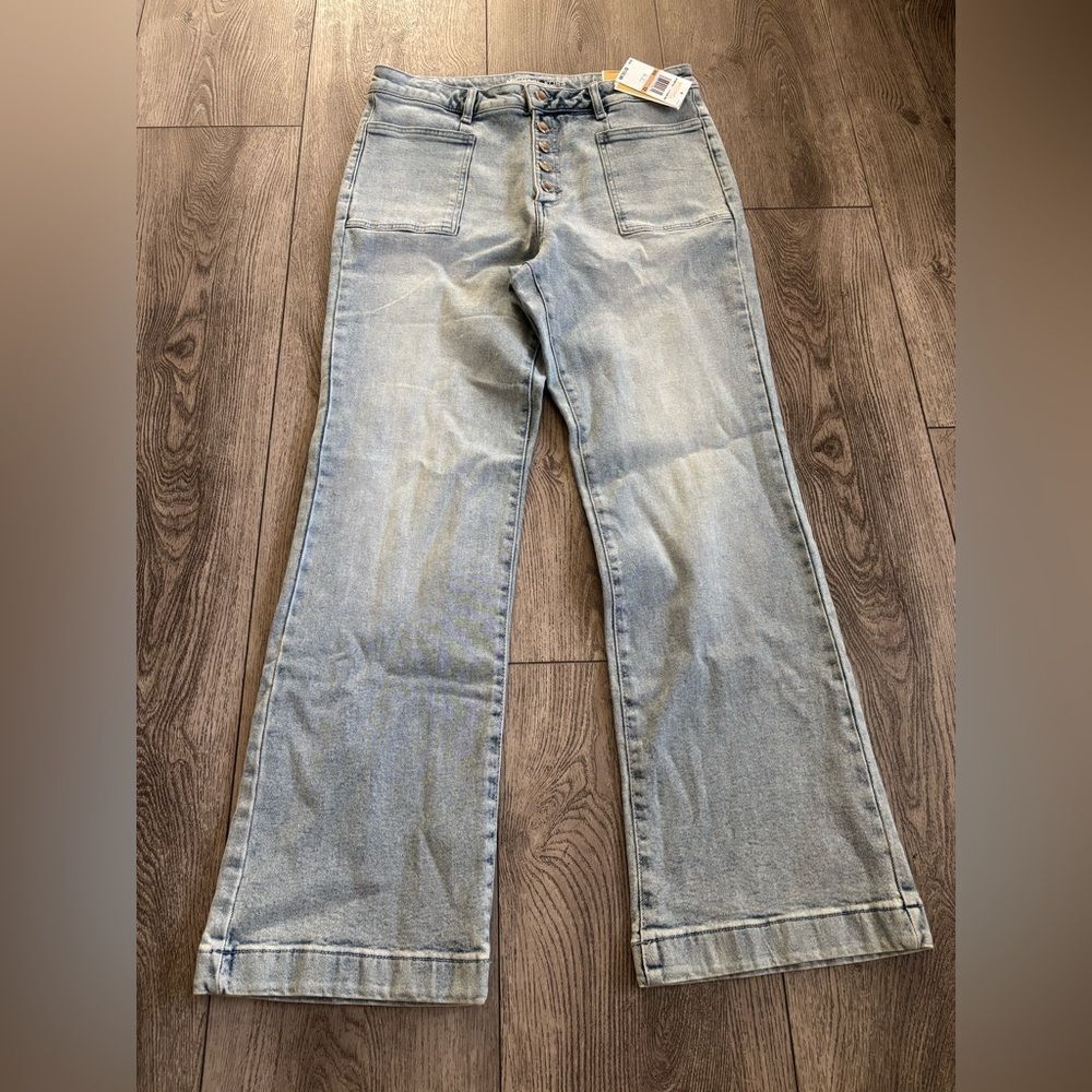 Michael Kors bootcut higher rise slim through hip and thigh with bootleg opening